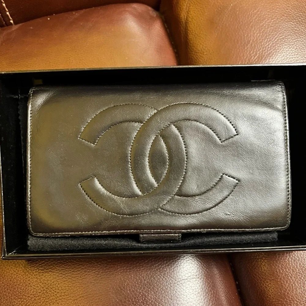Authentic Vintage Chanel Timeless CC Long Wallet. box and authenticated card.